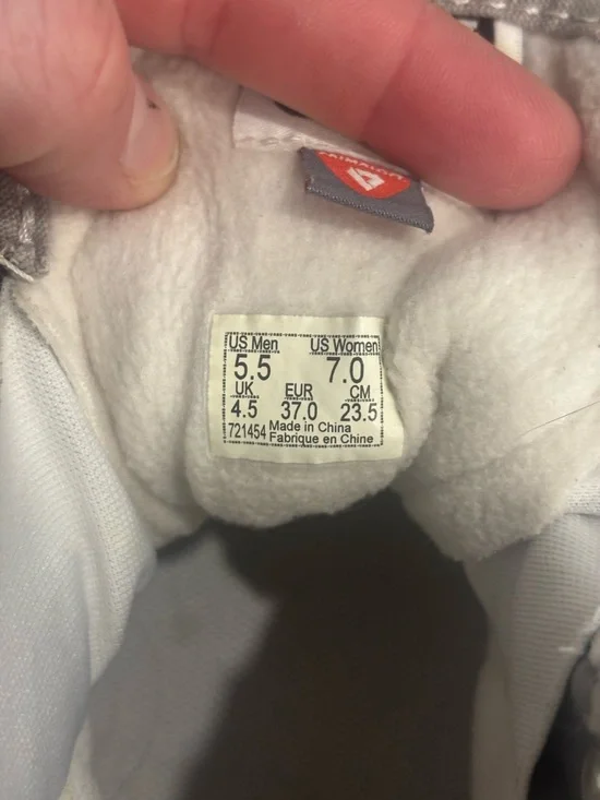 Vans Shoes - Picture 6 of 6